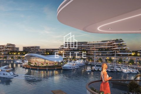 Müüa villa asukohaga Umm Al Quwain Marina, AÜE: 7 magamistoaga, 2347 m² Nr 681977 - pilt 6