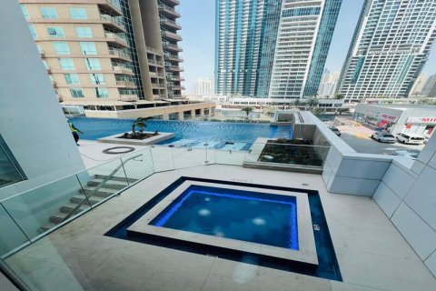Huoneisto Jumeirah Lake Towers, Dubai, Arabiemiraatit 1 huone, 41.53 m2 № 728318 - kuva 9