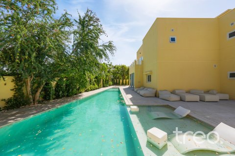 Вилла Meadows, Дубай, БАӘ-да 5 жатын бөлмелер, 380.81 м² № 733428 - фото 18