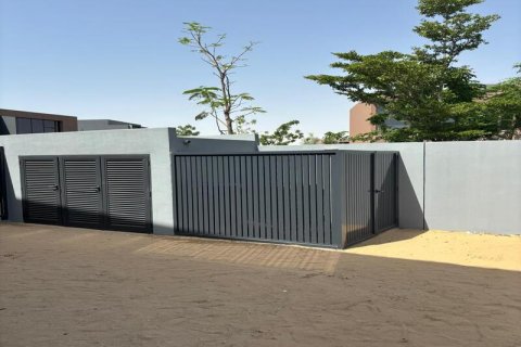 Müüa villa asukohaga Tilal City, Sharjah, AÜE: 4 magamistoaga, 443.13 m² Nr 637555 - pilt 3