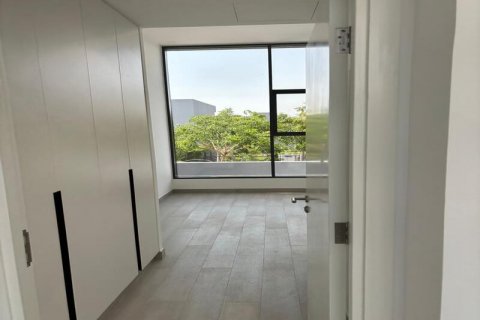 Müüa villa asukohaga Tilal City, Sharjah, AÜE: 4 magamistoaga, 443.13 m² Nr 637555 - pilt 25