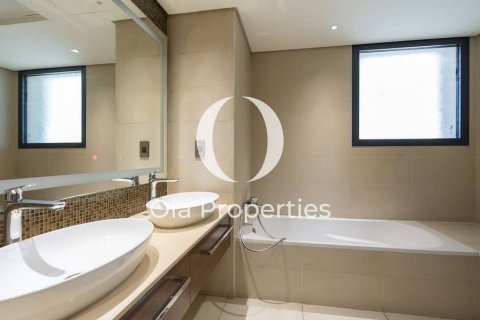Villa à louer à Yas Island, Abu Dhabi, EAU 5 chambres, 568 m2 № 644544 - photo 28