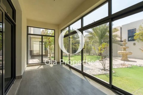 Villa à louer à Yas Island, Abu Dhabi, EAU 5 chambres, 568 m2 № 644544 - photo 9
