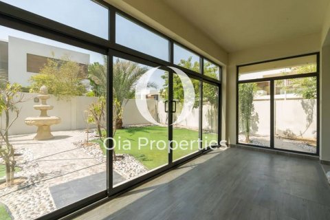 Villa à louer à Yas Island, Abu Dhabi, EAU 5 chambres, 568 m2 № 644544 - photo 8
