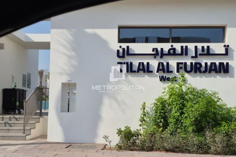 Kamienica do wynajęcia w Al Furjan, Dubai, ZEA 4 sypialnie, 360 mkw., nr 664153 - zdjęcie 2