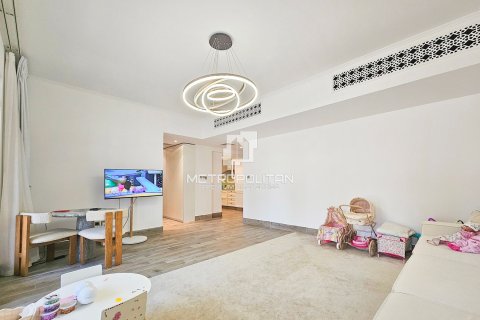 Apartment in Old Town, Dubai, UAE 1 bedroom, 85 sq.m. № 664152 - photo 2