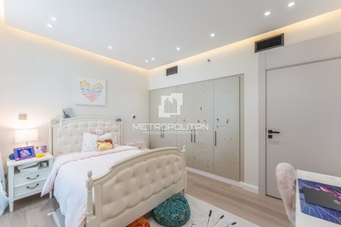 דירה למכירה ב Downtown Dubai (Downtown Burj Dubai), Dubai, איחוד האמירויות  2 חדרי שינה, 143 מ"ר, מספר 664150 - תמונה 16