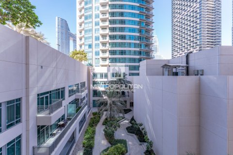 דירה למכירה ב Downtown Dubai (Downtown Burj Dubai), Dubai, איחוד האמירויות  2 חדרי שינה, 143 מ"ר, מספר 664150 - תמונה 24