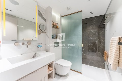 דירה למכירה ב Downtown Dubai (Downtown Burj Dubai), Dubai, איחוד האמירויות  2 חדרי שינה, 143 מ"ר, מספר 664150 - תמונה 13