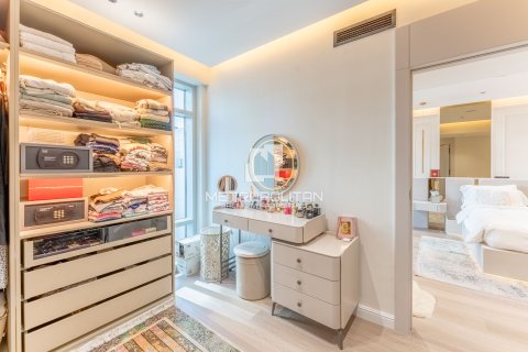 דירה למכירה ב Downtown Dubai (Downtown Burj Dubai), Dubai, איחוד האמירויות  2 חדרי שינה, 143 מ"ר, מספר 664150 - תמונה 14