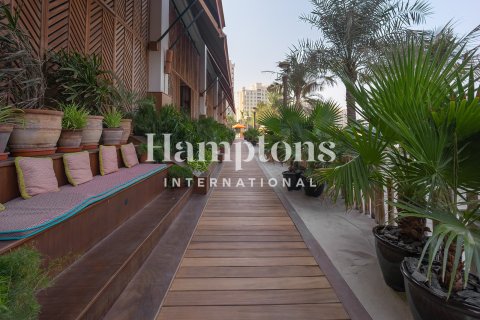 Apartemen di Palm Jumeirah, Dubai, UEA 1 kamar tidur, 106.16025810 m2 nomor 763946 - foto 5