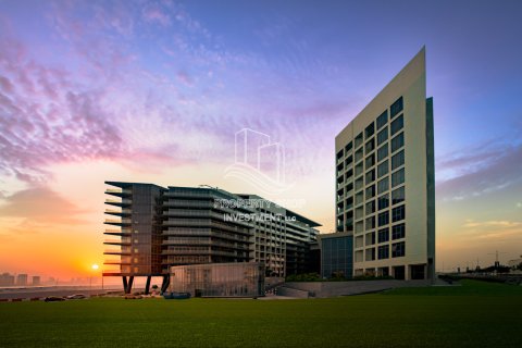 Huoneisto Saadiyat Island, Abu Dhabi, Arabiemiraatit 1 makuuhuone, 51 m2 № 731842 - kuva 2