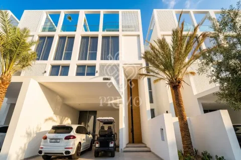 Palm Jumeirah, Dubai, संयुक्त अरब अमीरात में विला, 4 बेडरूम, 498 वर्ग मीटर, संख्या 718269 - फ़ोटो 2