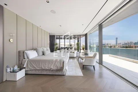 Villa en venta en Palm Jumeirah, Dubai, EAU 6 dormitorios, 1420 m2 № 736016 - foto 27