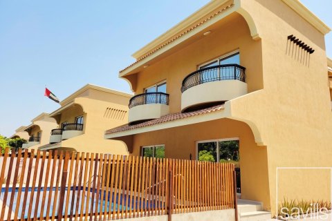 Vila u gradu Al Safa, Dubai, UAE 4 spavaće sobe, 501.68 m2 Br. 766846