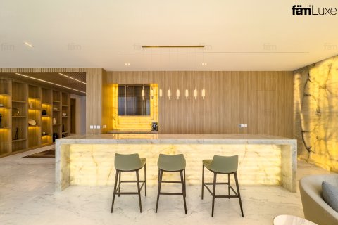 Vila u gradu Dubai, UAE 6 spavaće sobe, 778.1 m2 Br. 647723 - Slika 6