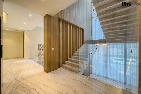 Vila u gradu Dubai, UAE 6 spavaće sobe, 778.1 m2 Br. 647723 - Slika 10