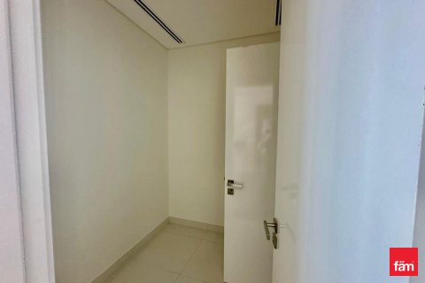 Huoneisto Downtown Dubai (Downtown Burj Dubai), Arabiemiraatit 2 makuuhuonetta, 141.7 m2 № 630580 - kuva 6