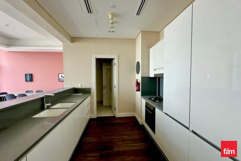 Huoneisto Downtown Dubai (Downtown Burj Dubai), Arabiemiraatit 2 makuuhuonetta, 141.7 m2 № 630580 - kuva 7