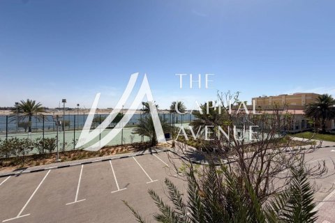 Villa sa Abu Dhabi, UAE 4 silid-tulugan, 248.79 sq.m. № 768876