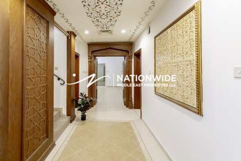 Villa itt: Abu Dhabi, EAE, 3 hálószoba, 176 m², azonosító: 629935 - fénykép 2