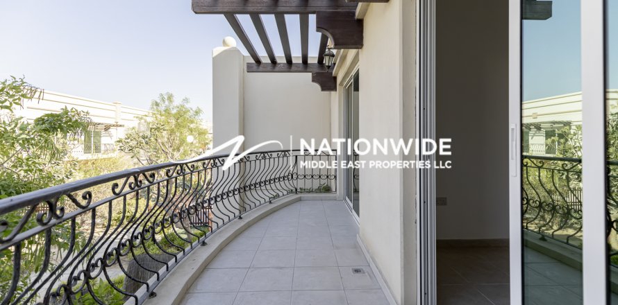 Villa itt: Abu Dhabi, EAE, 3 hálószoba, 176 m², azonosító: 629935