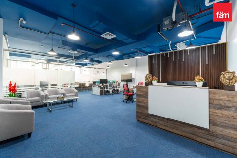 Oficina en Dubai, EAU 119.8 m² № 763993