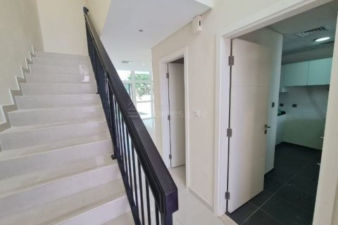 Kaupunkipientalo Dubai, Arabiemiraatit 2 makuuhuonetta, 133 m2 № 722168 - kuva 9