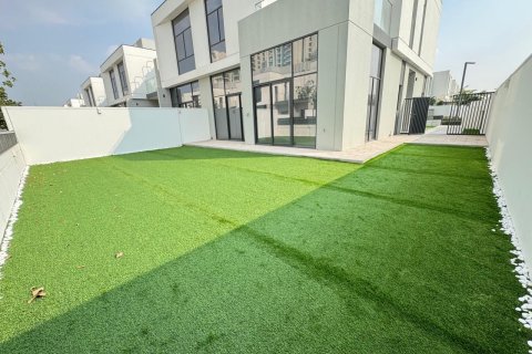 Radový dom v Al Furjan, Dubai, SAE 4 spálne, 336 m2 č. 722170 - Fotografia 7
