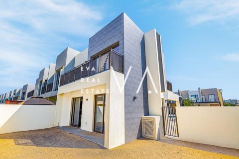 خانه شهری در Dubai South (Dubai World Central)، Dubai ، امارات متحده عربی 4 خوابه ، 302.28 متر مربع.  شماره 637774