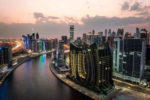 Apartmen di Business Bay, Dubai, UAE 2 bilik tidur, 167 meter persegi № 690023 - foto 4
