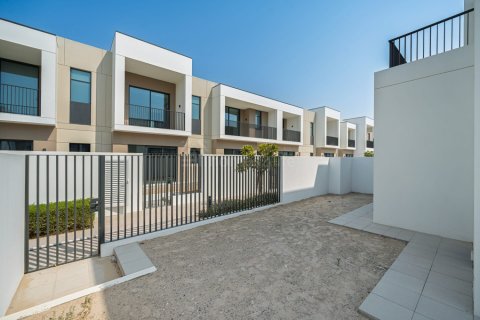 Adosado en alquiler en Arabian Ranches 3, Dubai, EAU 4 dormitorios, 249 m2 № 732982 - foto 14