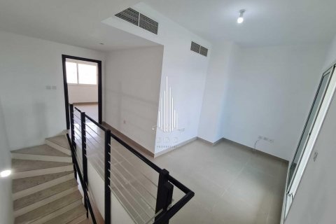 Villa til salg i Al Reef, Abu Dhabi, UAE 4 soveværelser, 174 kvm № 513994 - foto 20