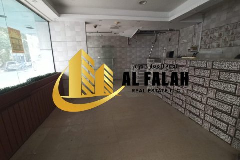 חנות להשכרה ב Al Majaz, Sharjah, איחוד האמירויות  111 מ"ר, מספר 656041 - תמונה 2