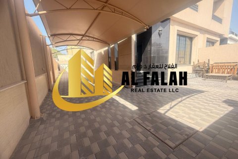 فيلا للإيجار في Al Riqqa، الشارقة، الإمارات العربية المتحدة 604 متر مربع ، رقم 656040 - صورة 7