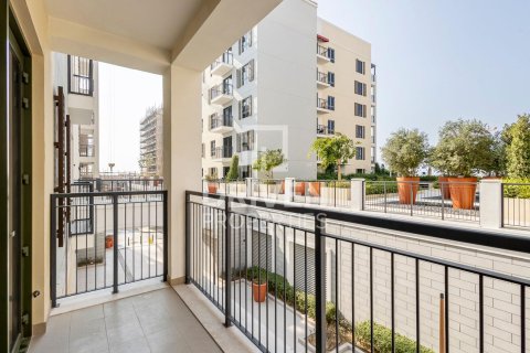 Apartment in Jumeirah, Dubai, UAE 2 bedrooms, 112.88 sq.m. № 761991 - photo 9