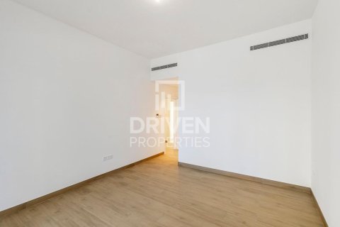 Apartment in Jumeirah, Dubai, UAE 2 bedrooms, 112.88 sq.m. № 761991 - photo 11