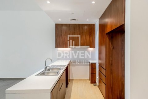 Apartment in Jumeirah, Dubai, UAE 2 bedrooms, 112.88 sq.m. № 761991 - photo 8