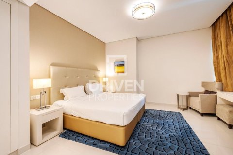 Apartment in Business Bay, Dubai, UAE 3 bedrooms, 150.22 sq.m. № 761989 - photo 16