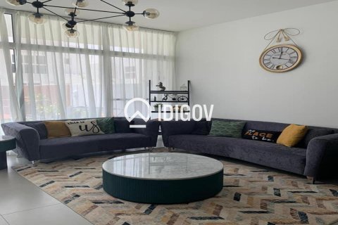 Villetta a schiera a Mudon, Dubai, EAU 3 camere da letto, 210.52 mq. № 735677