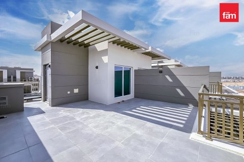 Townhouse in Dubai, UAE 3 bedrooms, 112.2 sq.m. № 705739 - photo 16