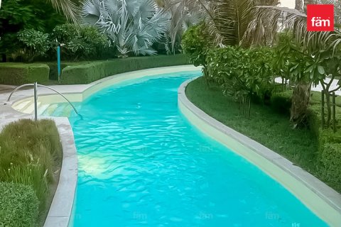 Townhouse in Dubai, UAE 3 bedrooms, 112.2 sq.m. № 705739 - photo 11