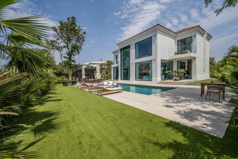 Vilë në Jumeirah Islands, Dubai, Emiratet e Bashkuara Arabe 5 dhoma gjumi, 1131.63 m2. № 750285