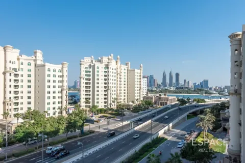 Apartemen di Palm Jumeirah, Dubai, UEA 2 kamar tidur, 147 m2 nomor 738336 - foto 14