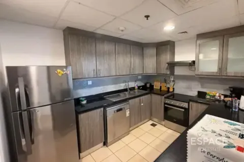 Apartmen di Jumeirah Beach Residence, Dubai, UAE 2 bilik tidur, 145 meter persegi № 738359 - foto 9