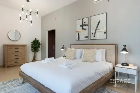 Apartmen di Jumeirah Beach Residence, Dubai, UAE 2 bilik tidur, 145 meter persegi № 738359 - foto 3