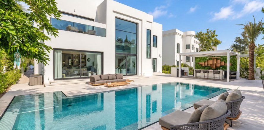 Vilë në Jumeirah Islands, Dubai, Emiratet e Bashkuara Arabe 4 dhoma gjumi, 988.1 m2. № 766616