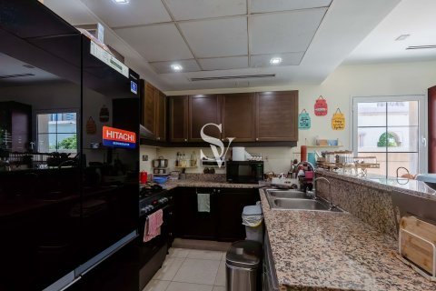 Villa sa Jumeirah Village Triangle, Dubai, UAE 2 silid-tulugan, 645 sq.m. № 736832 - larawan 4