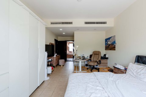 Villa sa Jumeirah Village Triangle, Dubai, UAE 2 silid-tulugan, 645 sq.m. № 736832 - larawan 14