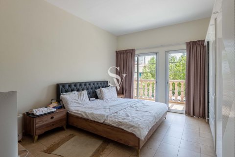 Villa sa Jumeirah Village Triangle, Dubai, UAE 2 silid-tulugan, 645 sq.m. № 736832 - larawan 12